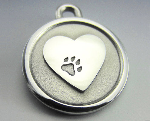 Stainless Steel Medium Dog ID Tags : Our medium stainless steel ID tags are perfect for dogs weighing between 15 and 85 lbs.
